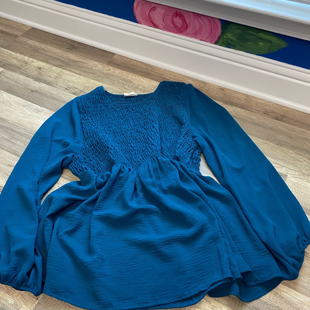 143 Story PLUS SIZE 3X long sleeve blouse.